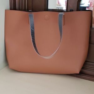 J Crew Reversible tote bag, tan and black
AK814